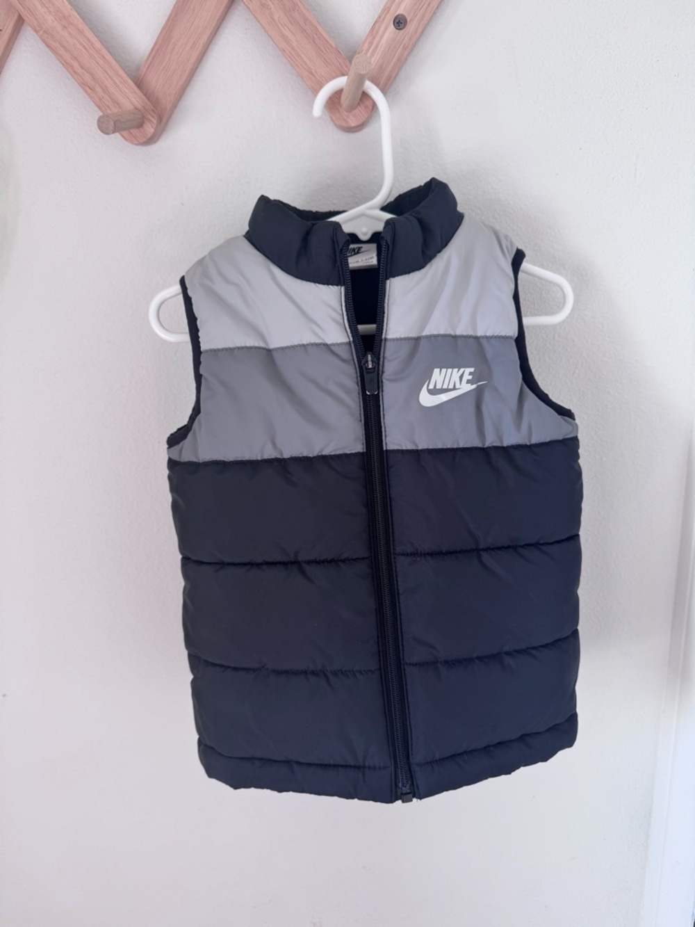 Nike Puffer Vest in Black and Light Gray